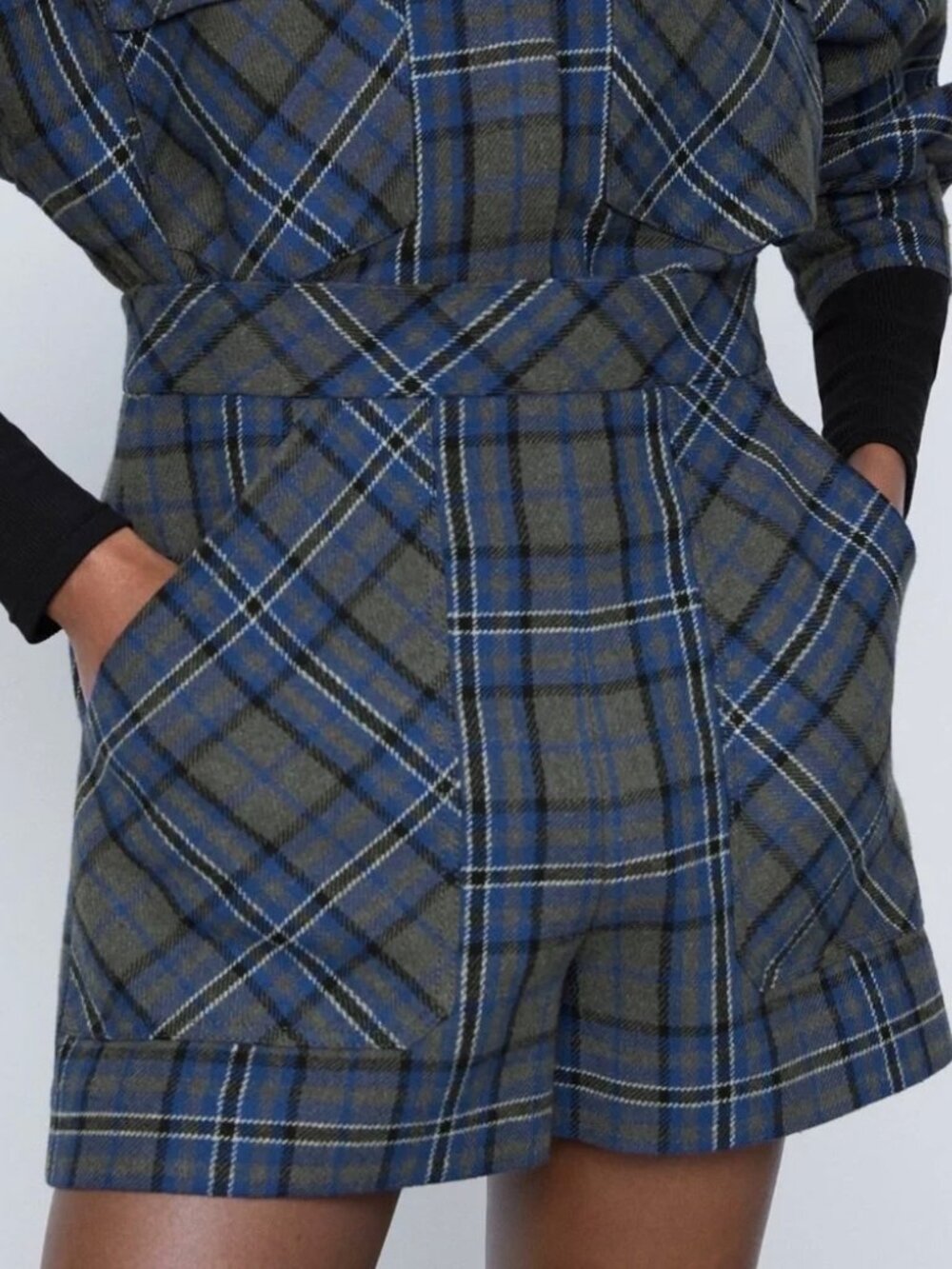 NWT Zara Gray Blue Plaid High Waisted Flannel Shorts